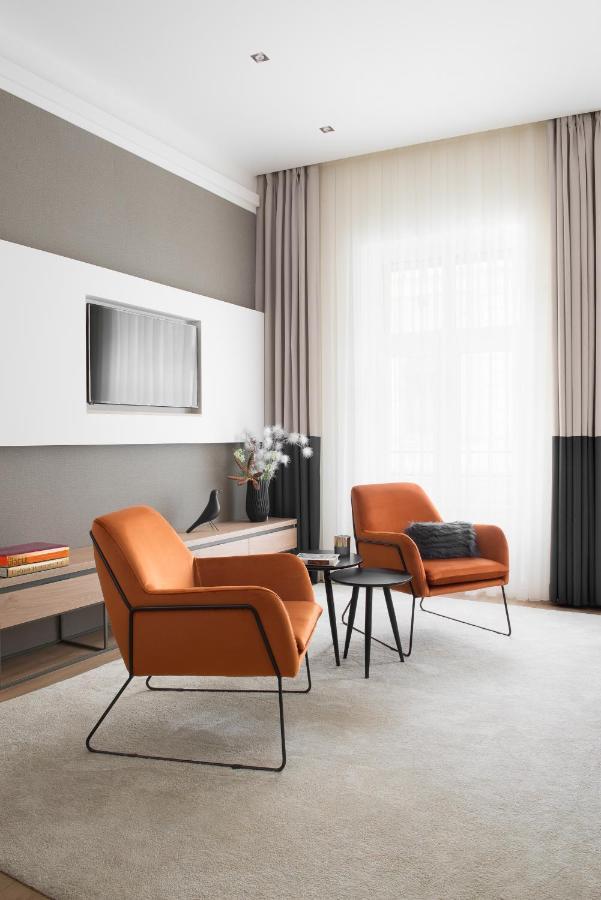 Brill 6 * Budapest